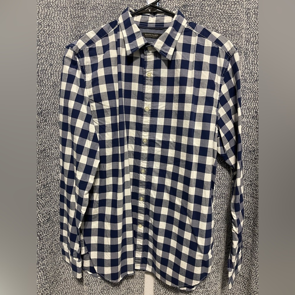 Banana Republic Long Sleeve dress shirt